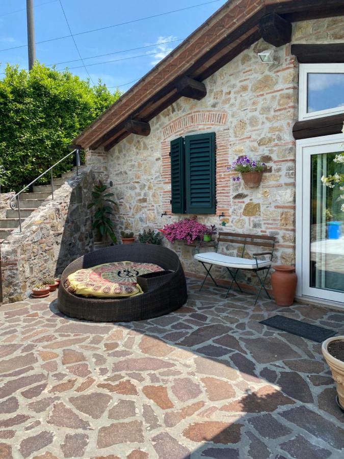 Villa Casa Pietra Del Sole à Lucques Extérieur photo